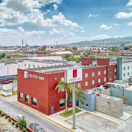 Fiesta Inn Express San Luis Potosi Oriente Екстериор снимка