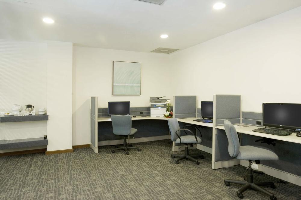 Fiesta Inn Express San Luis Potosi Oriente Екстериор снимка