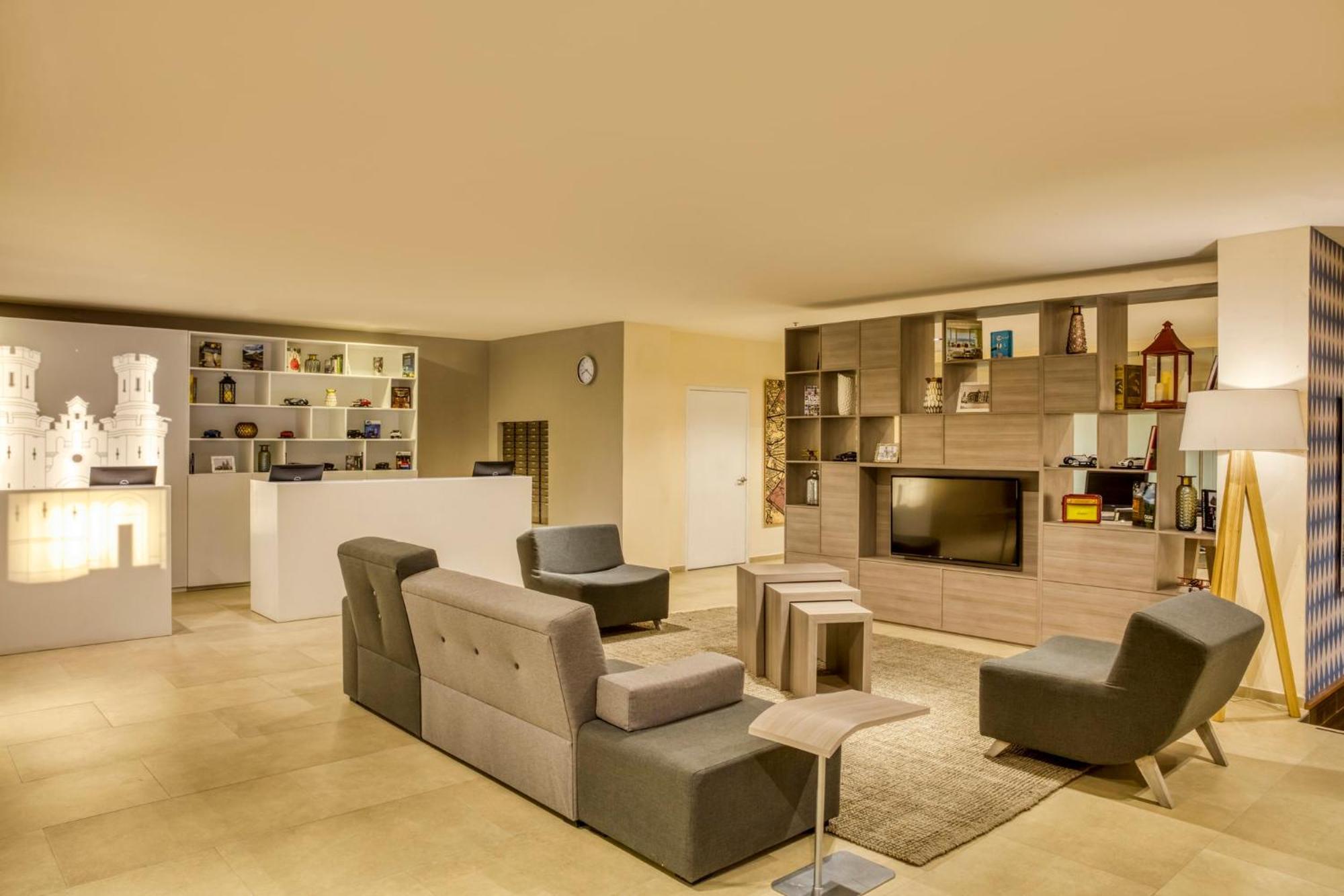 Fiesta Inn Express San Luis Potosi Oriente Екстериор снимка