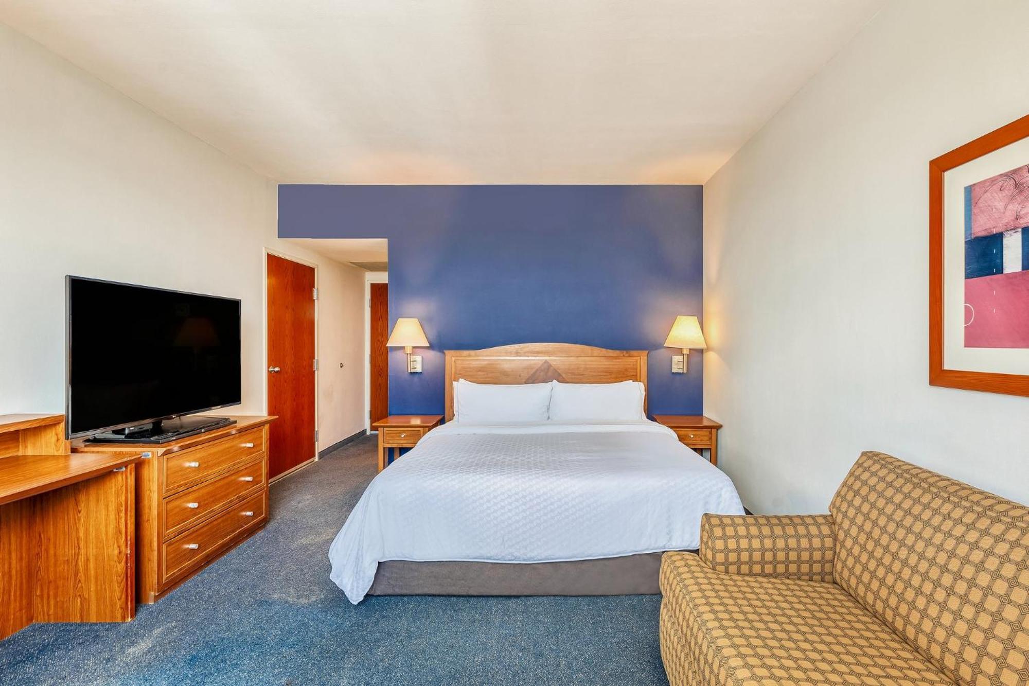 Fiesta Inn Express San Luis Potosi Oriente Екстериор снимка